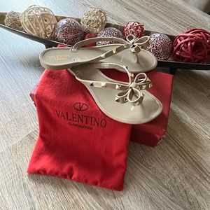 Valentino sandals never used